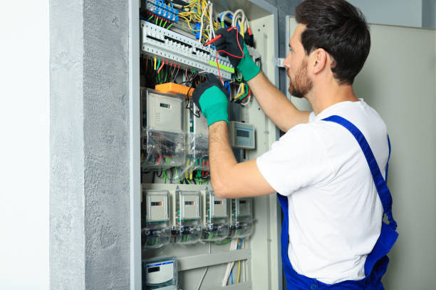 Best Emergency Electrical Repair  in Conway, AR
